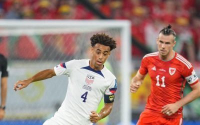Estados Unidos y Gales igualaron en su debut en la Copa del Mundo