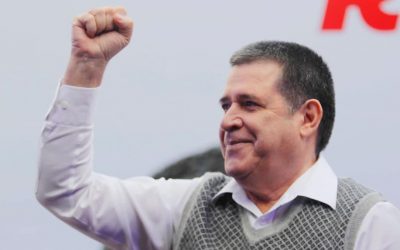 Horacio Cartes vence a Abdo Benítez y es electo presidente de la ANR
