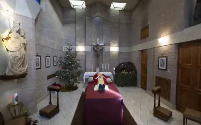 Inició el funeral del papa Benedicto XVI